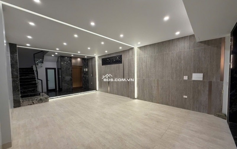 Trung tâm BA ĐÌNH - Phân lô ô tô tránh - Kinh Doanh bất chấp - Gần Hồ Tây - 55m x 8 tầng x 4.5m - Chỉ 24.5ty