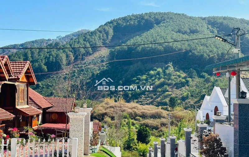 BÁN HOẶC CHO THUÊ BIỆT THỰ 420m2 - 3PN - SÁT DALAT, VIEW RỪNG THÔNG. LH:0909206662.