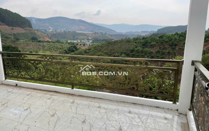 BÁN HOẶC CHO THUÊ BIỆT THỰ 420m2 - 3PN - SÁT DALAT, VIEW RỪNG THÔNG. LH:0909206662.