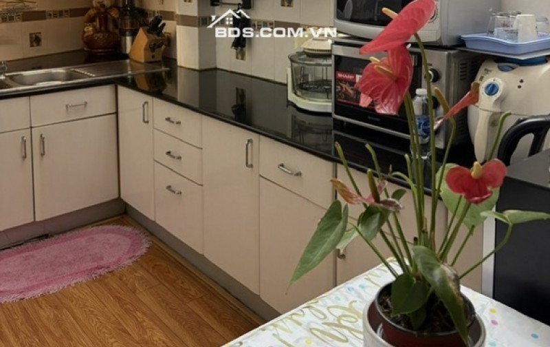 Bán nhà mặt tiền Lê Văn Sĩ giáp Quận 3