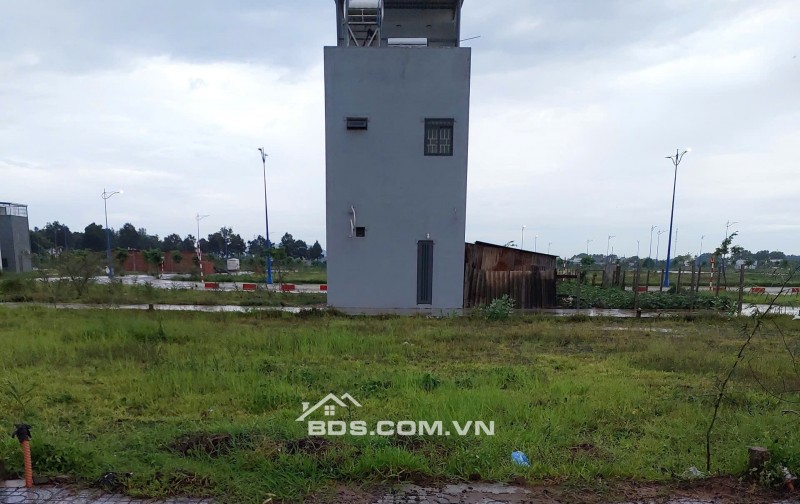 Bán lô đất số 12, Khu TĐC Hòa Long, Xã Hòa Long, TP. Bà Rịa (Nay là P. Tam Long, TP. HCM)