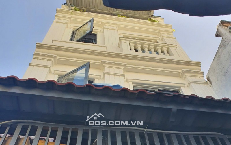 nhà gò vấp 3/ hẻm 3 gác 40m2 4 tỷ 8 thương lượng.