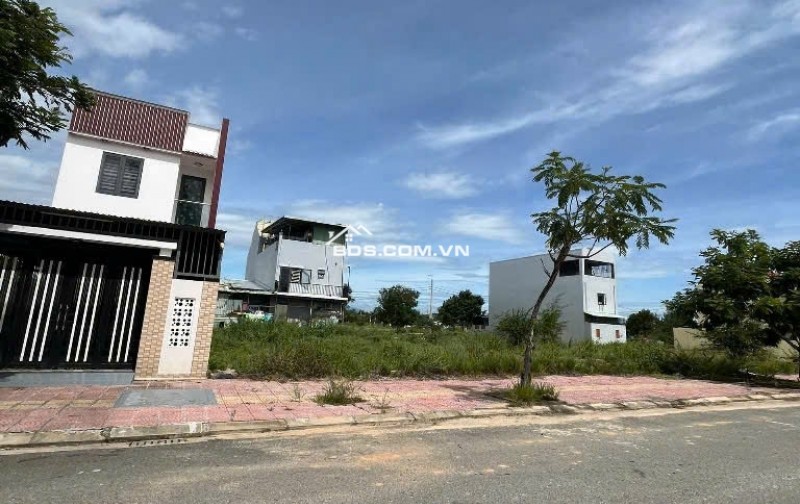 Cần Bán Đất Nền Dự Án Hội An, Trên Trục Đường Trần Thủ Độ, Diện Tích 126 giá chỉ 16tr/m2