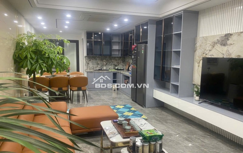 Chính chủ bán nhà Thạch Bàn 40m 6 tầng MT 4,5m ô tô, thang máy giá 8.9 tỷ