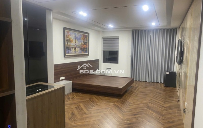 Chính chủ bán nhà Thạch Bàn 40m 6 tầng MT 4,5m ô tô, thang máy giá 8.9 tỷ
