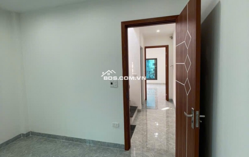 Bán nhà Tân Lập, Đan Phượng,5t x 43m2, Ngõ Rộng. Giá: 4.95 tỷ