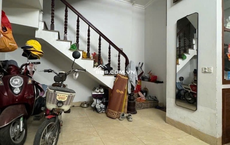Nhà Giải Phóng - Phương Liệt - 37m2, 4T - 6.93 tỷ(CTL) - Lô góc-  20m ra Giải Phóng - Cạnh ĐH Kinh Tế Quốc Dân.