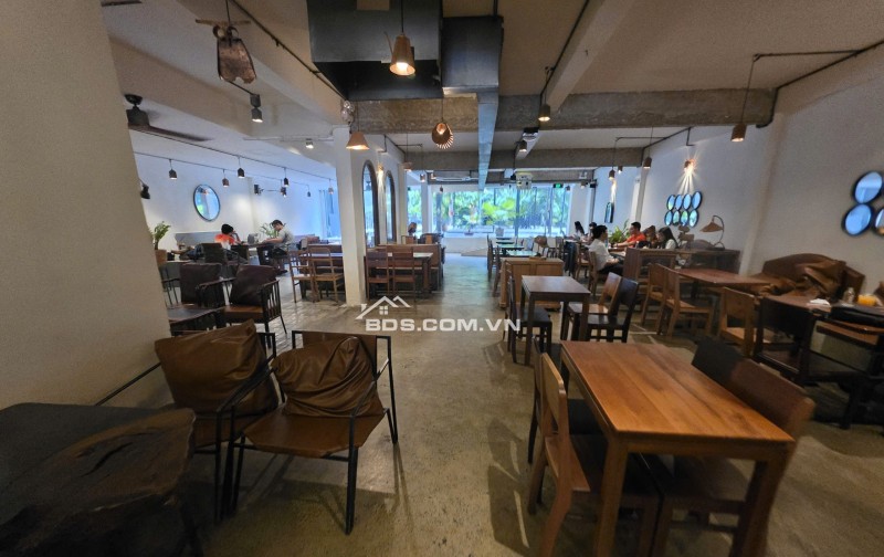 Cần cho thuê mặt bằng kinh doanh 707m2 đường Trần Cao Vân, Đa Kao, Quận 1