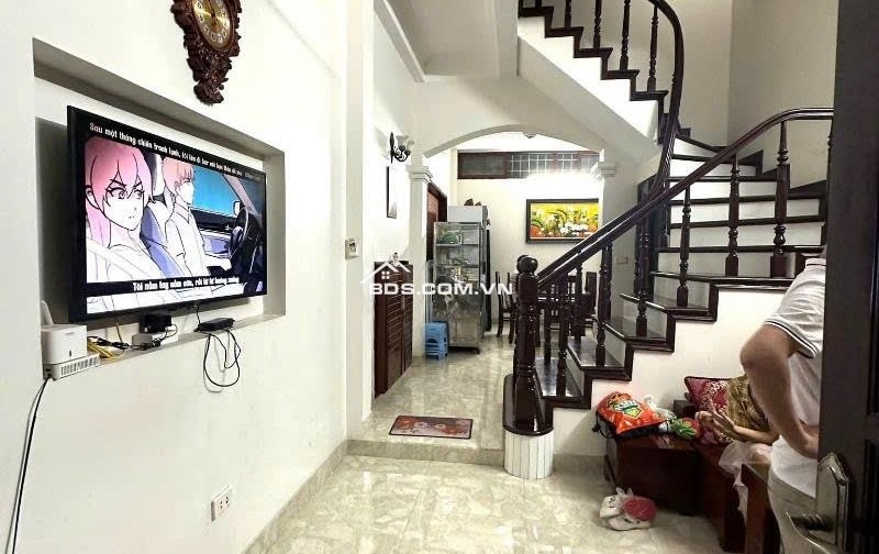  NHÀ ĐẸP LÕI HOÀNG MAI, DT 28M2-5T-6.78 TỶ (CTL)- MẶT NGÕ- 3 GÁC PHÓNG- NÔNG GẦN PHỐ 