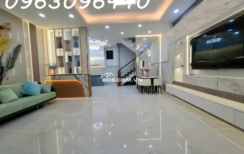 Bán Nhà Hẻm 66m2, 3 Tầng, 4PN, Huỳnh Tấn Phát, Quận 7 - Giá Tốt Nhất Khu Vực