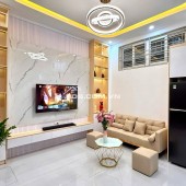 Nhà Đẹp Ở Luôn Thịnh Quang, Đống Đa 31m, 5 tầng, mt 3.5m, giá 7.88 tỷ
