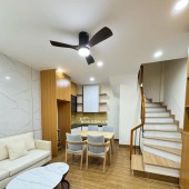 Nhà Đẹp Gần Đường Ô TÔ Khâm Thiên, Đống Đa 25m, 4 tầng, mt 3.9m, giá 6.7 tỷ.