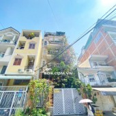 Xuất cảnh CHDV 15 phòng mặt tiền 93 đường số 49 Tân Quy Q7 giá 27.4 tỷ