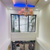 PHÚ NHUẬN – HẺM XE TẢI - 5 TẦNG - 32.7M2 - 6.5 TỶ Huỳnh văn bánh Phường 11 Quận Phú Nhuận