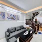 Nhỉnh 8 Tỷ - Gần Phố - Full Nội Thất - Khương Trung, Thanh Xuân - 42m, 4 Tầng.