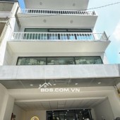 Toà nhà văn phòng đẹp, thang máy HXH Huỳnh Văn Bánh, Phú Nhuận. 420m2 sàn, giá 21,3 tỷ