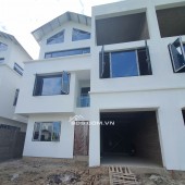 Bán biệt thự Vạn Xuân có sổ đỏ, hàng xóm Ciputra - DT 180m2 MT 12m 3 tầng 1 hầm - Giá đầu tư 38 tỷ