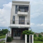 Giảm 500 triệu nhà MT Nguyễn hữu trí 80m2 có sẵn tiệm tạp hóa sổ riêng
