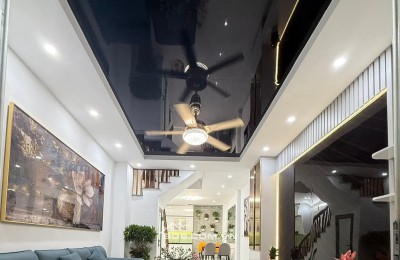 Nhà Đẹp Phố Lương Sử C, Đống Đa 40m, 4 tầng, mt 3.7m, giá 9.65 tỷ