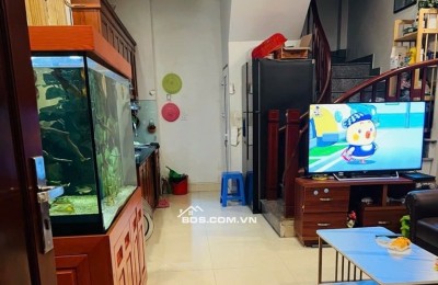 BÁN NHÀ 5 TẦNG, NGÕ RỘNG, TRUNG TÂM THẠCH BÀN – FULL NỘI THẤT – CHỈ 5.XX TỶ
