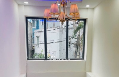 PHÚ NHUẬN – HẺM XE TẢI - 5 TẦNG - 32.7M2 - 6.5 TỶ Huỳnh văn bánh Phường 11 Quận Phú Nhuận