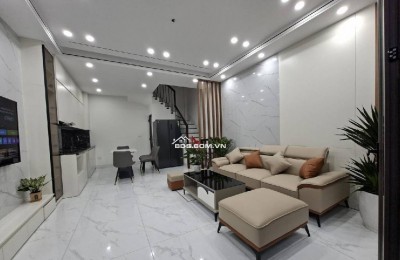 Bán nhà Ngõ 61 Lạc Trung, 38 m2, 5 tầng, gần khu phân lô, giao thông thuận tiện. 7,5 tỷ
