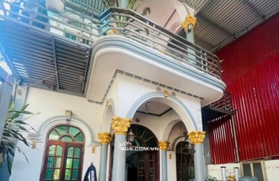 Bán nhà 2 tầng Hương - Mạc - Từ Sơn quanh 2 tỷ ô tô vào nhà
