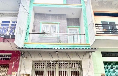 Bán gấp nhà quận Bình Tân, giấy tờ đầy đủ, 4x14m, 3 tỷ900tr thương lượng 0938940chín bảy không