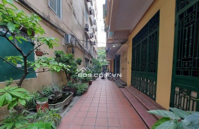 Bán nhà dân xây Thanh Xuân  - Nhà cao cửa rộng- Anh ninh tuyệt đối- 40m2