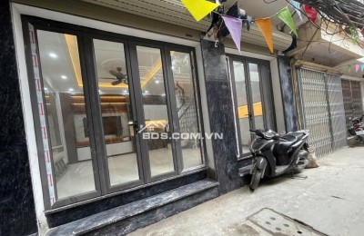 Cât lỗ  chủ nhà cần bán gấp nhà trên phố thụy khuê