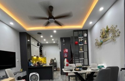 Ô TÔ ĐỖ CỔNG _NHÀ ĐẸP Ở LUÔN l_ 4 tang x35_KHU VỰC PHÁT TRIỂN