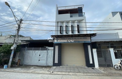 Cơ hội vàng! Nhà mặt phố Thuỷ Tú, Nha Trang - 150m2, 3 tầng, 6 tỷ - Sổ Hồng -  Vị trí đắc địa kinh doanh, sinh lời khủng!