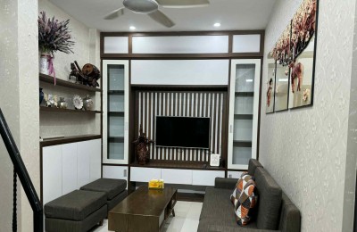Bán nhà ngõ số 8 Hàng Thùng, 5m ra Phố Hàng Thùng - 8 tỷ (có thương lượng)