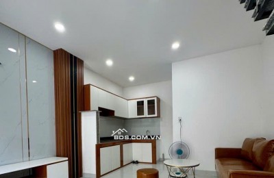 Bán Nhà Gần QL1A, 2 Tầng,Tặng Full Nội Thất, Giá Chỉ 2,4 Tỷ