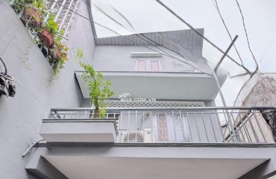 TT Q10 - 3 TẦNG - 62M2 Dtsd - NỞ HẬU 4.3M - GẦN METRO CMT8 – CHỈ NHỈNH 3.X TỶ