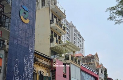 VIP MẶT PHỐ BA ĐÌNH – 130m² – 9 TẦNG THANG MÁY – Ô TÔ TRÁNH – VỈA HÈ RỘNG – KINH DOANH CỰC ĐỈNH