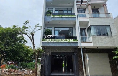 Sở hữu nhà MT chợ bình chánh 80m2 chỉ với 1 tỷ 2 nhà 4 tầng 5 phòng ngủ sổ r