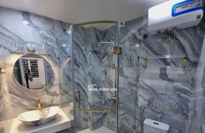 bán gấp nhà 5 tầng mặt tiền hà huy giáp- phù hợp kinh doanh mọi ngành nghề