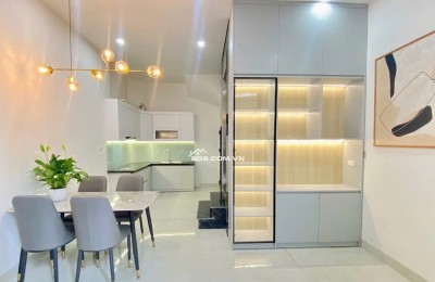 NHÀ ĐẸP NGAY TT QUẬN THANH XUÂN, 5 TẦNG THANG MÁY Ở LUÔN, CHỈ 7,X TỶ. LH:0908882298