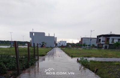 Bán lô đất số 12, Khu TĐC Hòa Long, Xã Hòa Long, TP. Bà Rịa (Nay là P. Tam Long, TP. HCM)