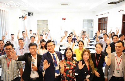 TUYỂN DỤNG BẤT ĐỘNG SẢN  VẠN PHÚ LAND 8 LÊ TRUNG NGHĨA khu K300 Cộng Hòa