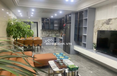 Chính chủ bán nhà Thạch Bàn 40m 6 tầng MT 4,5m ô tô, thang máy giá 8.9 tỷ