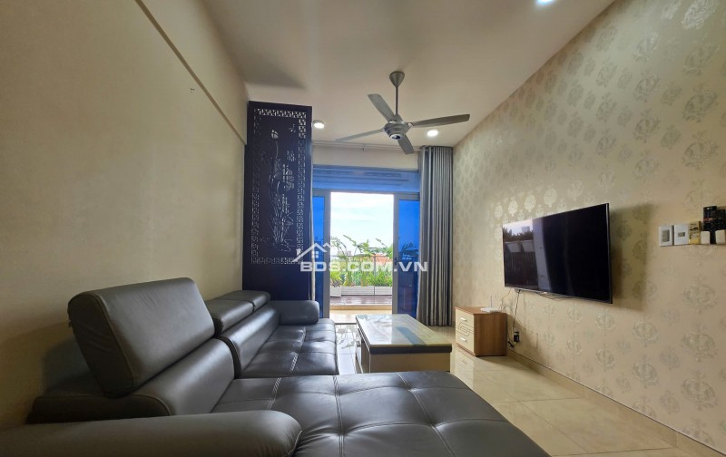 Cho thuê căn hộ sân vườn Opal Garden 2PN, 15tr - view hồ bơi cực đẹp nhất khu
