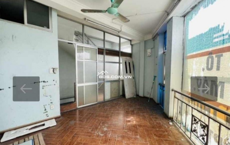 MẶT PHỐ - VỈA HÈ - KINH DOANH BẤT CHẤP - KHU VỰC HIẾM NHÀ BÁN – NGAY GẦN GA METRO LA THÀNH CHỈ 9 TỶ