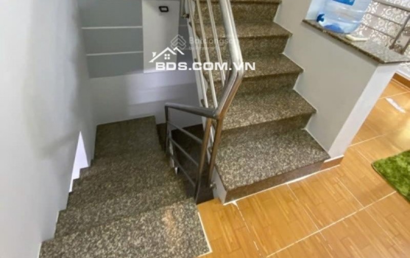 Gấp bán nhà cho con đi học Quận 11 40m2,4Tầng,4PN,3WC,Giá chỉ 5Tỷ600(Còn TL)