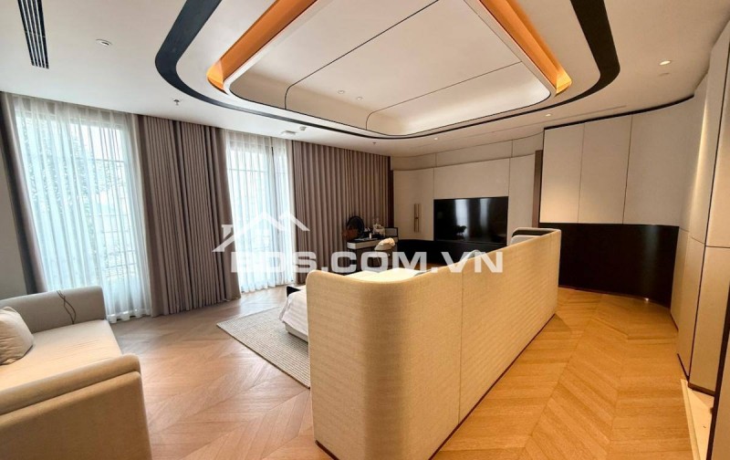 Nhà Đẹp Mặt Phố Kinh Doanh Phố Cổ, Phố Huế, Hoàn Kiếm 300m, 10 tầng, mt 9m, 700 tỷ.