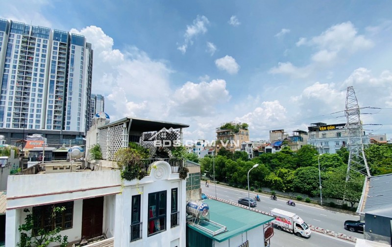 Nhà Đẹp Thang Máy Trần Khát Chân, Hai Bà Trưng 54m, 6 tầng, mt 3.7m, giá 18.5 tỷ.