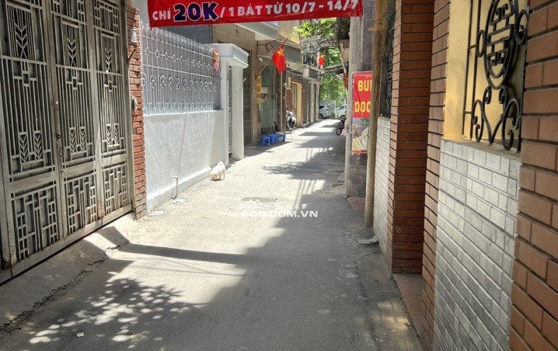 Bán Nhà Khương Đình, Thanh Xuân - Gần Phố - Full Nội Thất - 46m, 5 Tầng - Chỉ 8.6 Tỷ.