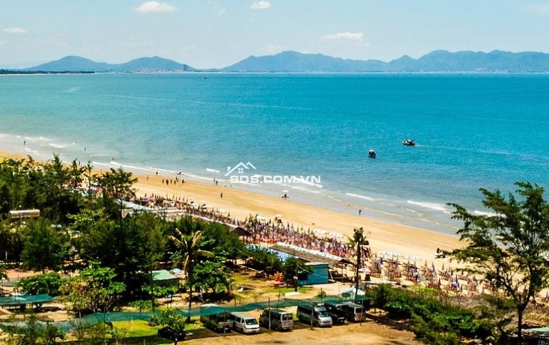 Bán Khách sạn 1 sao, 5 tầng, 31 phòng ngủ, View Biển. Ngay sát Bãi Sau Vũng Tàu.