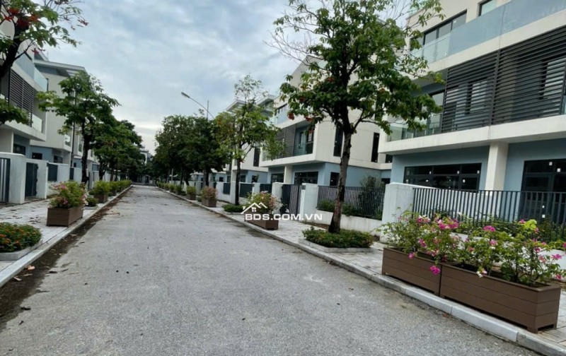Phân lô liền kề KĐT mới Văn Khê 111m2, 4 tầng, MT8.8m giá 39.5 tỷ
